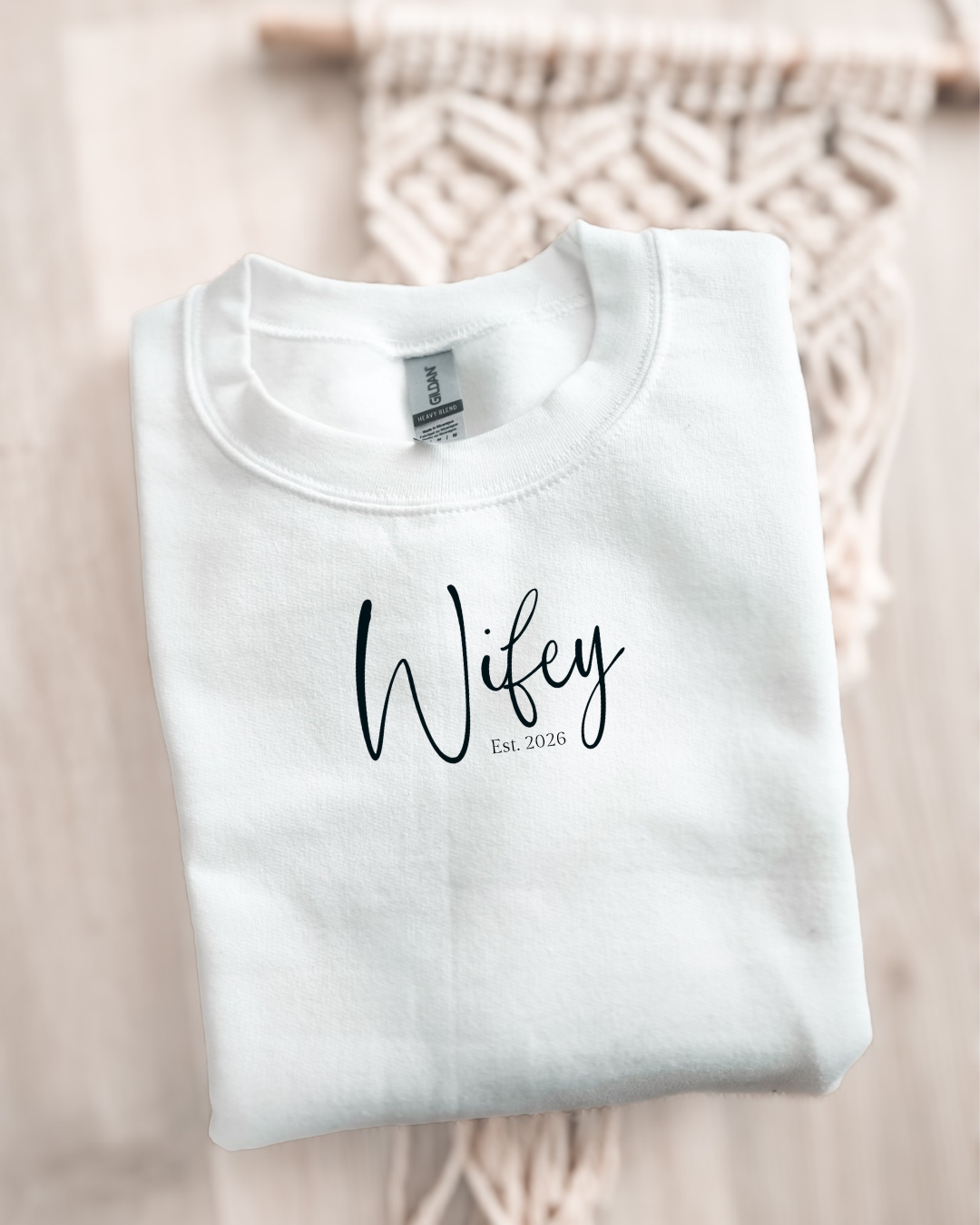 Wifey personoitava collegepaita